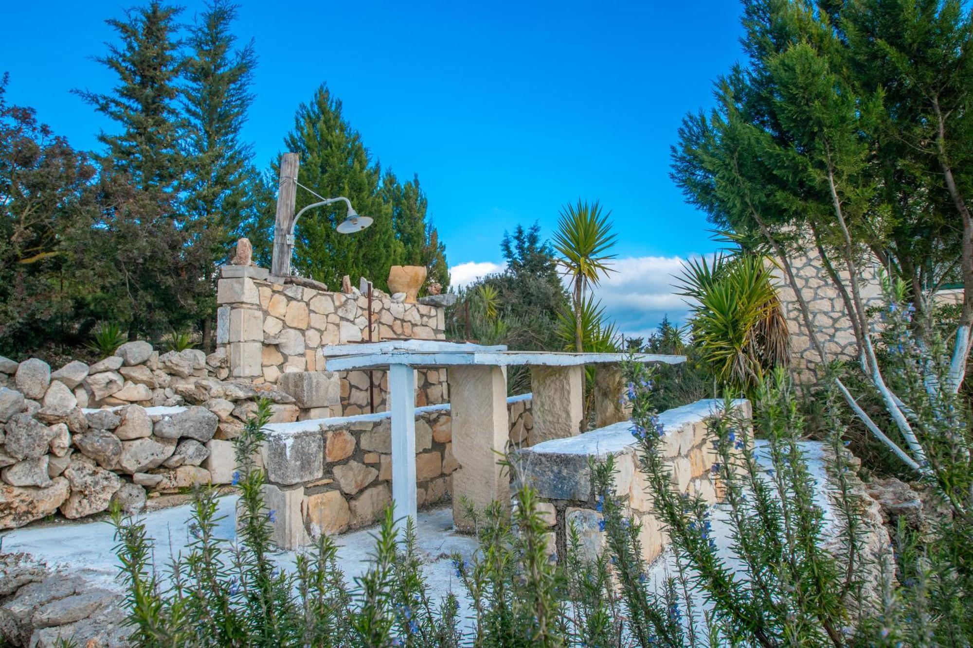 Voula Villa *